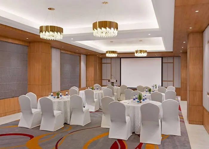Hotel Ramada Encore By Wyndham Thamel