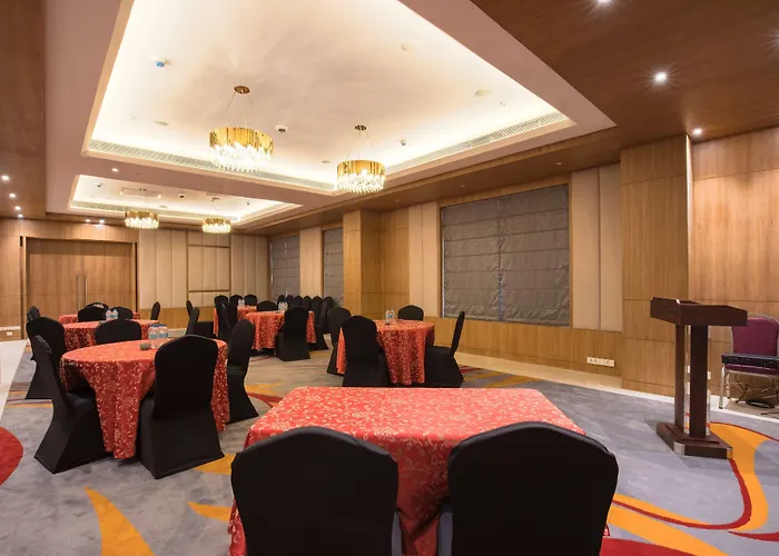 Hotel Ramada Encore By Wyndham Thamel 4*